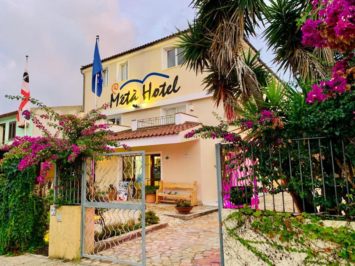 Meta Hotel Санта-Тереза-Галлура Экстерьер фото